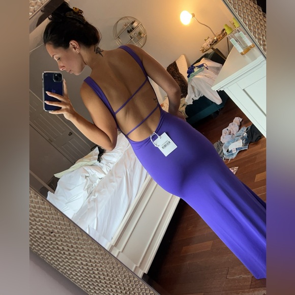 RUNAWAY THE LABEL Purple dress - Picture 5 of 5